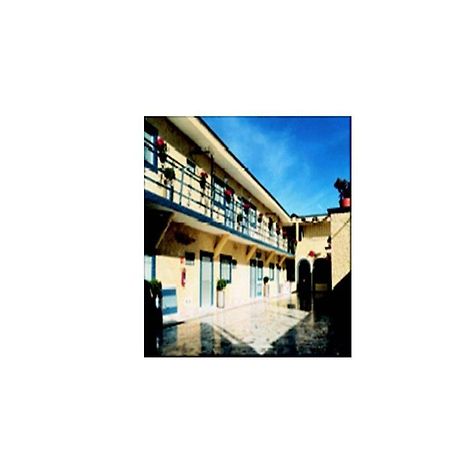 Hotel Sta Lucia Celaya  Kültér fotó